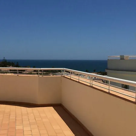 Stunning Location - Porto De Mos Beach Lagos
