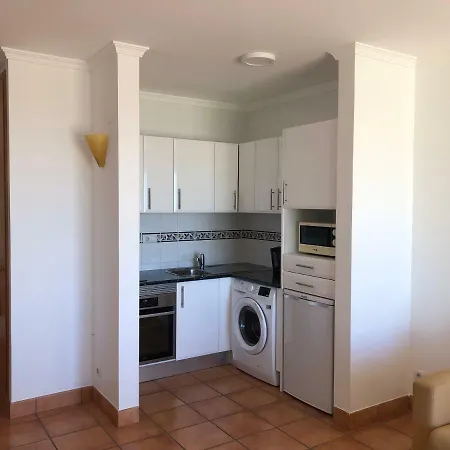 Apartment Stunning Location - Porto De Mos Beach *