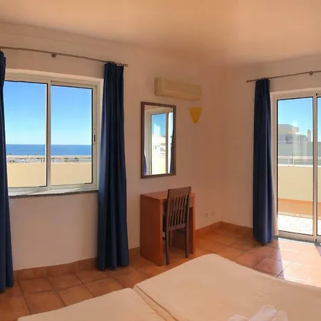 Apartment Stunning Location - Porto De Mos Beach Lagos